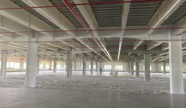 Nhà kho 32,4m x 13,2m